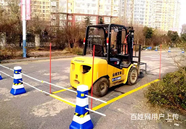 专业培训叉车司机锅炉电梯铲车挖掘机装载机等上岗证 - 图片 1