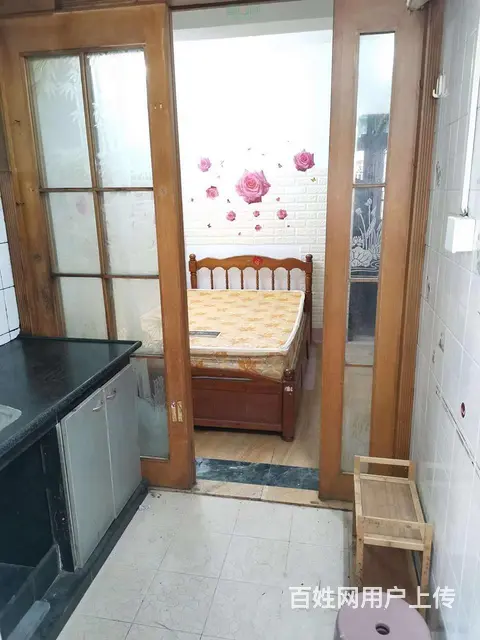 南坑花园单身公寓出租，楼梯5楼，部分家私电器，独立​‌‌​‌ - 图片 4