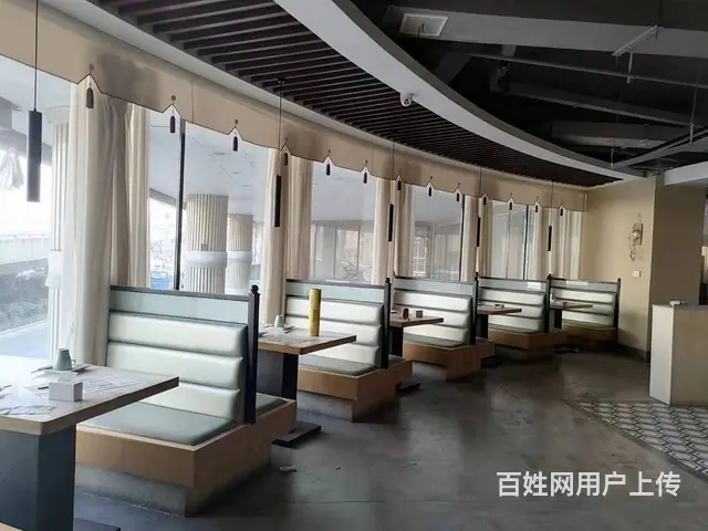 市中心900平临街旺铺出租 可租可转 周边配套成熟   - 图片 3
