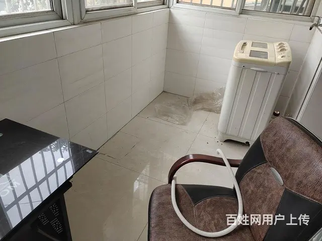 快速通道旁一楼二室一厅简单装修拎包即住 - 图片 9