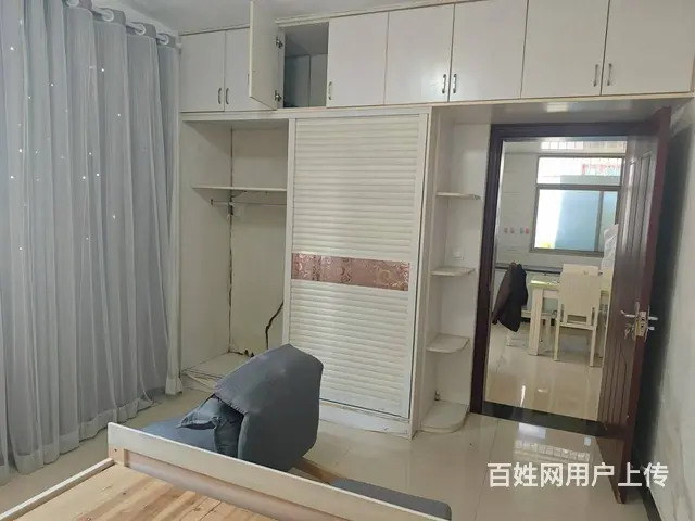 上高交通路三楼两室家具家电全配水电天然气独立急租5千5 - 图片 4