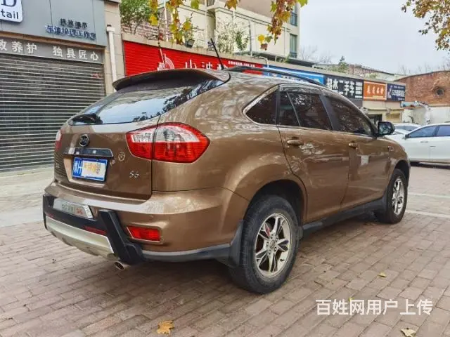比亚迪 比亚迪S6 2011款 2.0 手动 尊贵型 - 图片 6
