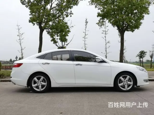 奔腾B70 2014款 2.0 手自一体 豪华型 - 图片 5