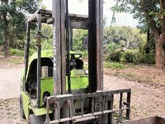 现代叉车