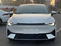 小鹏P7 2020款 后驱超长续航智享版