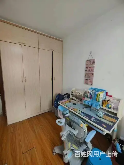 大陆南小区。4楼66平方。简单装修 - 图片 3