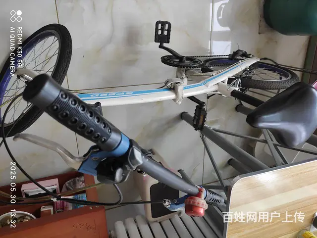 折叠变速自行车。 - 图片 3