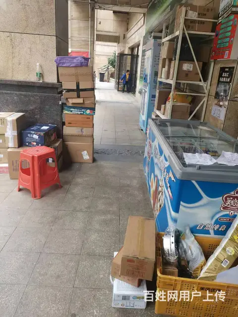 A(个人)高端成熟小区商业街位置的兔喜快递店转让编号9067 - 图片 9