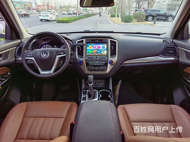 长安CS95 2017款 2.0T 手自一体 四驱智驭版 - 图片 9