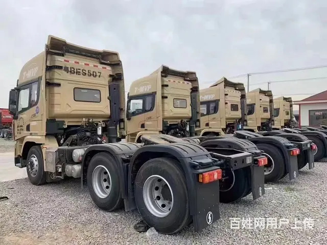 20年5月德龙X3000 牵引车 国5 - 图片 9