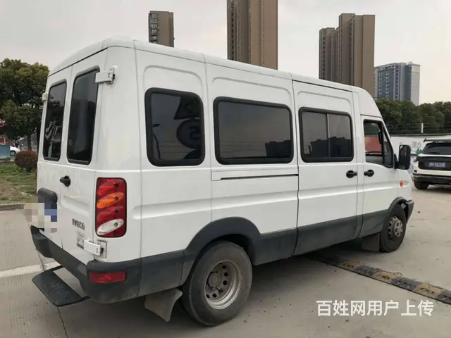 依维柯长轴中顶6座支持分期首付2万开走包过户 - 图片 10