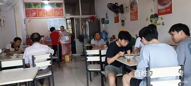 (个人)星沙大众传媒旁日营业额1千多十年粉店转让 - 图片 3
