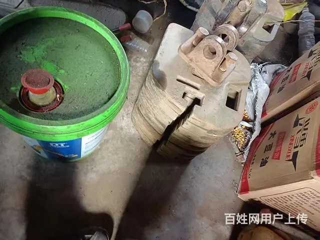 两组雷沃配重铁. - 图片 2