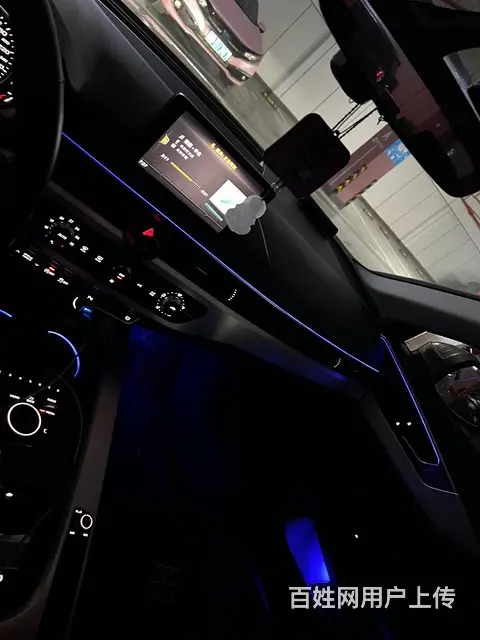 奥迪A4 2018款 A4L 2.0TFSI 双离合 40T - 图片 4