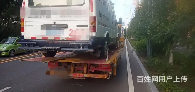 定西 脱困,搭电 ►  定西拖车搭电换胎困境救援 - 图片 2