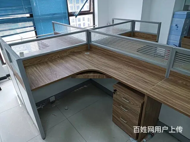 广州广众出售各办公桌包送货 - 图片 1