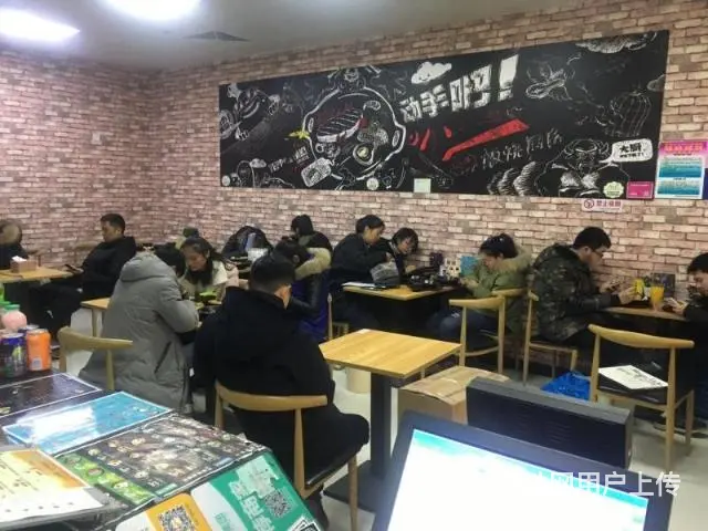都市时讯免费推荐华海3C商城一楼品牌铁板饭 饭店转 - 图片 6