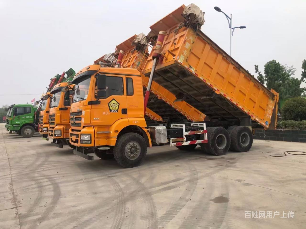 十堰二手德龍自卸車 5.6米華駿大箱 海沃油缸