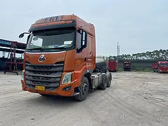 东风柳汽 乘龙H7 牵引车