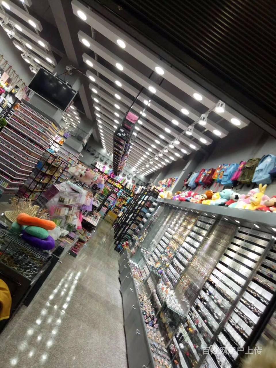 10元店批发十元店加盟店2元店去哪进货两元店货源