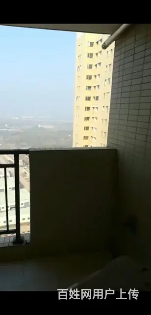 汉口北一号公馆高层精装公寓。家拎包入住。押一付三。一年起租。 - 图片 4