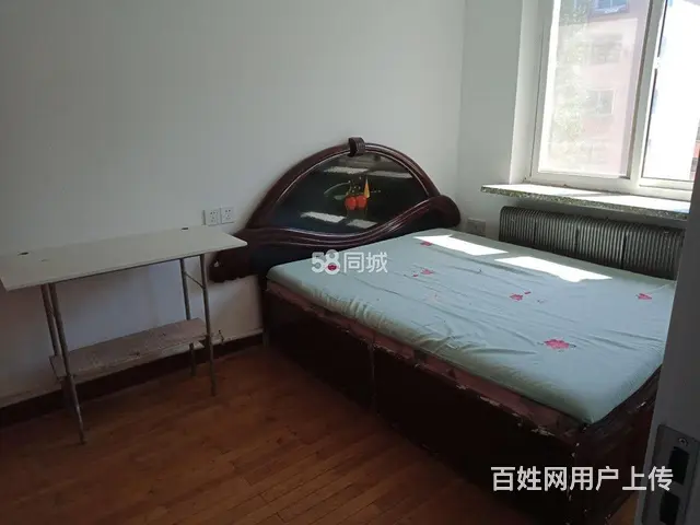两室一厅出租 - 图片 1