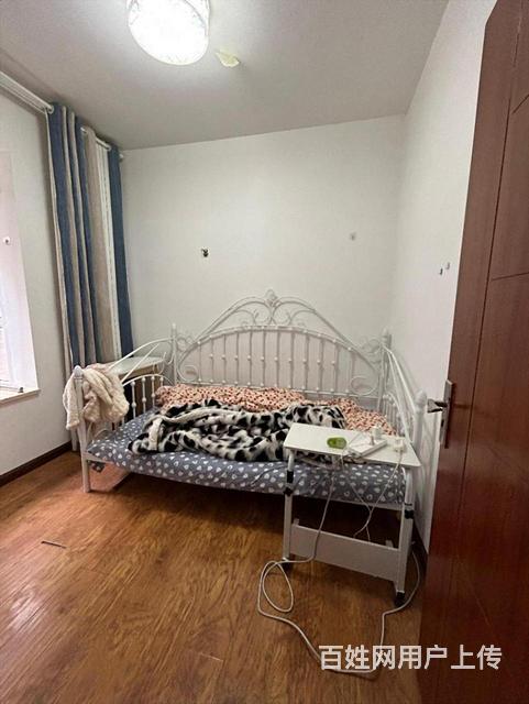 碧阳国际城简单装修住房出售家电家具打包卖，户型方正采光好的图片