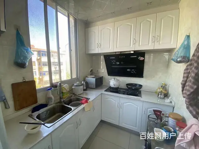 出租小金海旁三楼二室一厅一卫，设施齐全1000元一月 - 图片 3