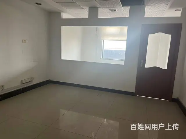 美城广场450   900平精装办公房    朝南 - 图片 2