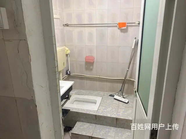 警察公寓 普通住宅1厅 中等装修 - 图片 3