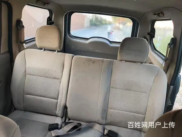 五菱宏光7座面包车 - 图片 8