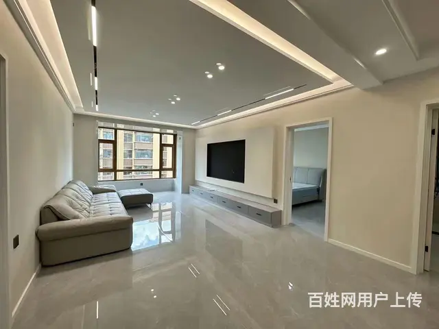 城中名府电梯洋房，精装132平方，三室一厅， - 图片 1