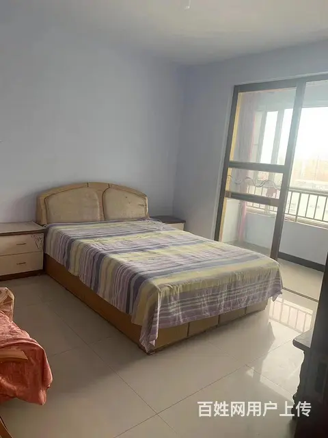 世贸天街住宅小区1200元电梯 普通住宅1厅 简单装修的图片