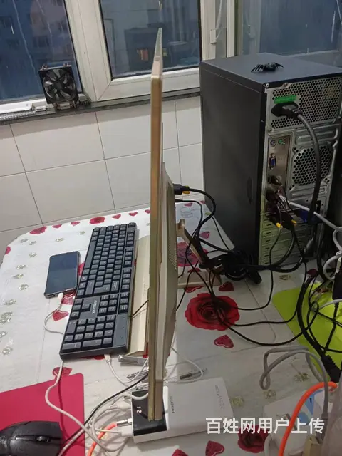 【搞定了！】出售32寸超薄无边框显示器350元 - 图片 2