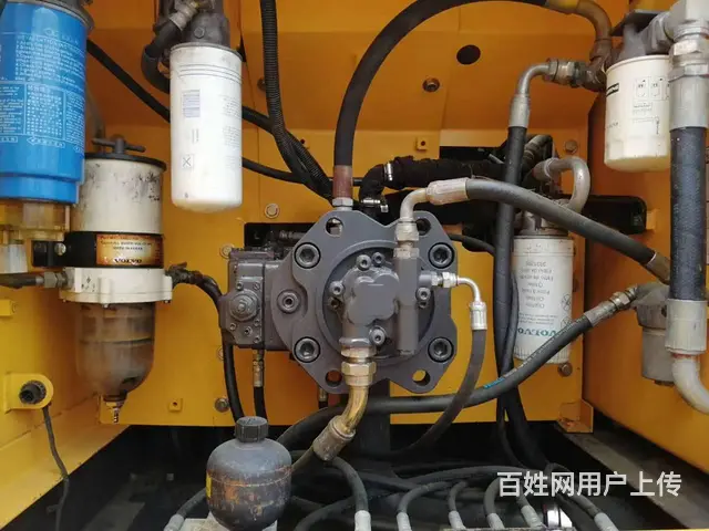 低价出售精品二手挖掘机沃尔沃210，手续全包送急转 - 图片 6