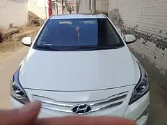 现代 瑞纳 2014款 1.4 手动 TOP 顶级型