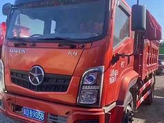 ​大运致胜自卸车，原厂原版个人户