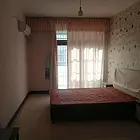 出租马路街丹尼斯美食街西边公寓