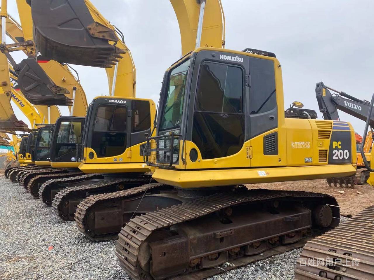 甘孜原版17年小松200个人工地机低价急出运费我出