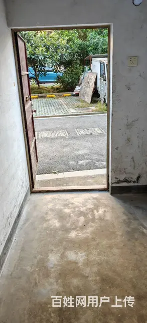 车库出租的图片