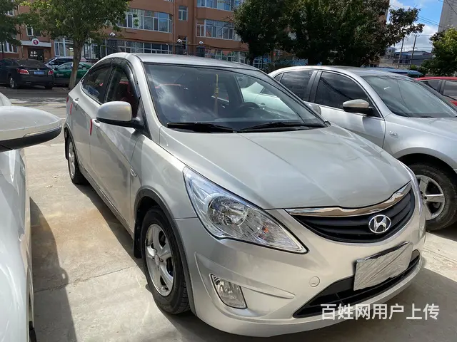 现代 瑞纳 2010款 瑞纳-三厢 1.4 手动 GS 舒适 - 图片 2