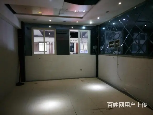 【都市时讯免费找店】大学城商业街旺铺转让或出租 - 图片 7
