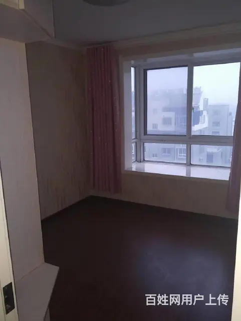 32万百大旁中安小区，三室两厅一卫，高性价比住宅，交通便利 - 图片 6