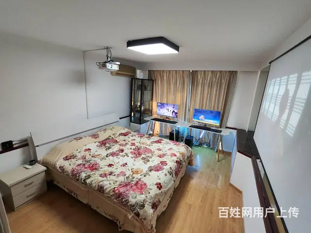 顶配电脑+巨幕影院+浴缸房 情侣必住 - 图片 6