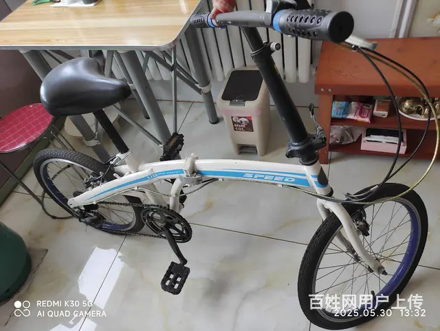 折叠变速自行车。 - 图片 1
