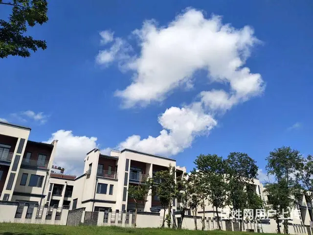 皖投水岸星城 经济开发区 高铁轻轨 高绿化 湖景房 - 图片 1
