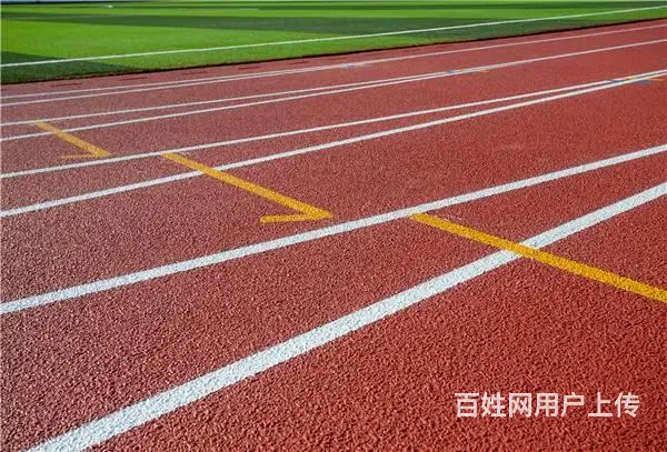 塑胶跑道开裂鼓包的原因 - 图片