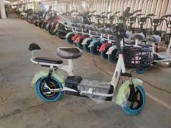 850元出售全新未拆封电瓶车