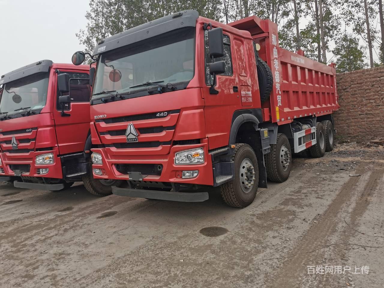 出售二手库存豪沃自卸车 国五6.8米大箱前四后八