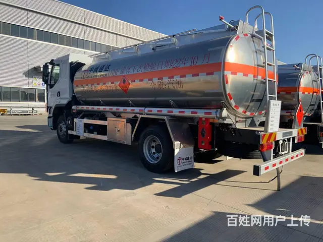 国六东风柳汽满载11吨油罐车 - 图片 6
